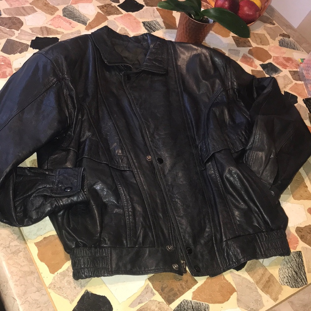 🖤 All black leather jacket 🖤